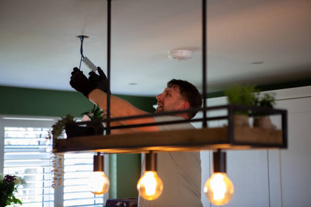 Best Circuit Breaker Repair  in Fairfield, AL